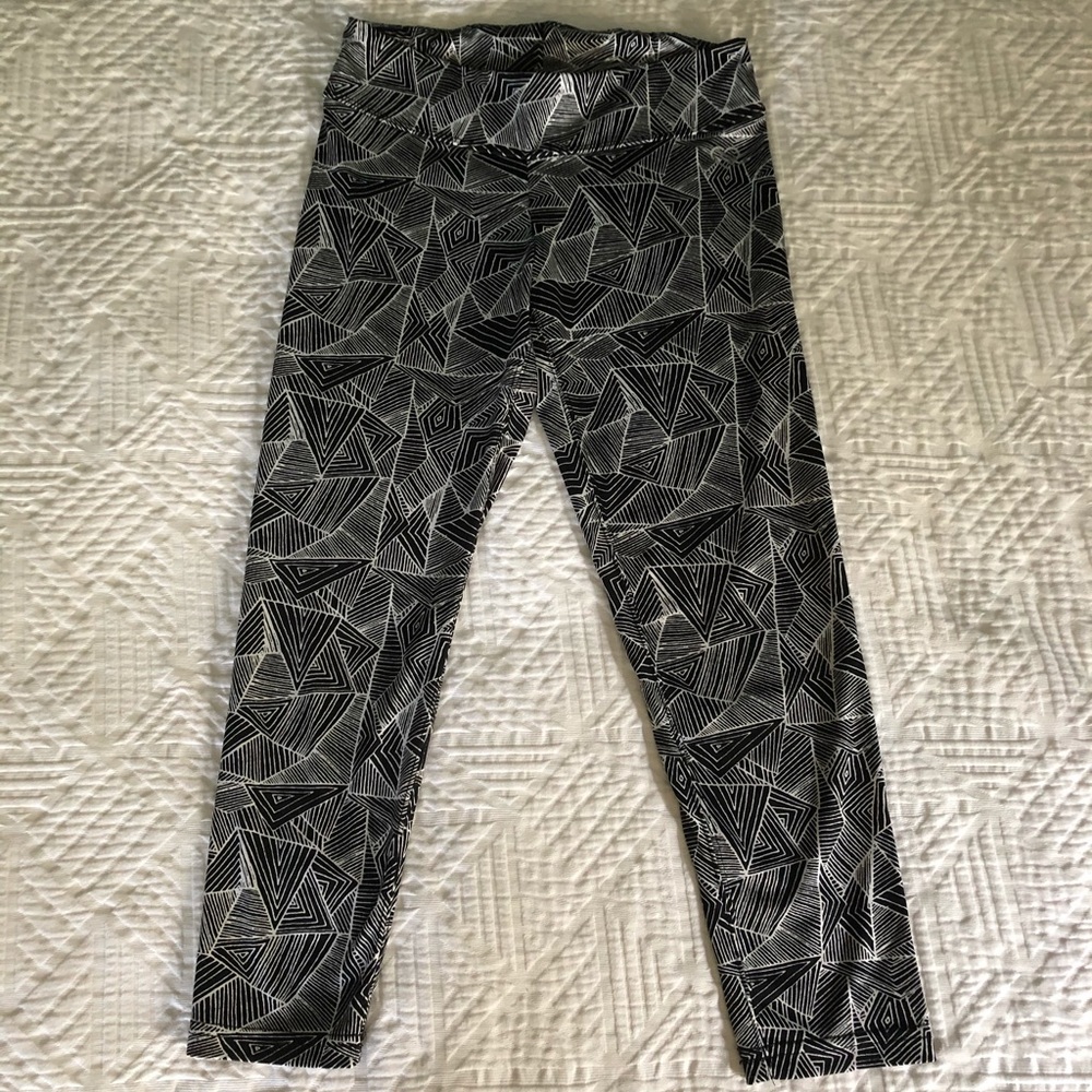 ‼️ Aeropostale Geometric Leggings
